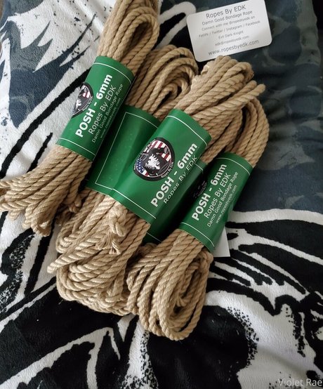 naughty kitten84 actrice libre galeries