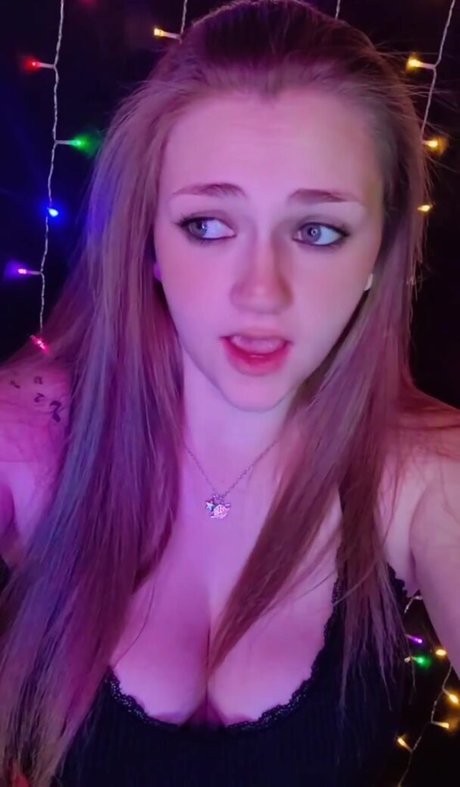 Ivory Ray beau modèle images