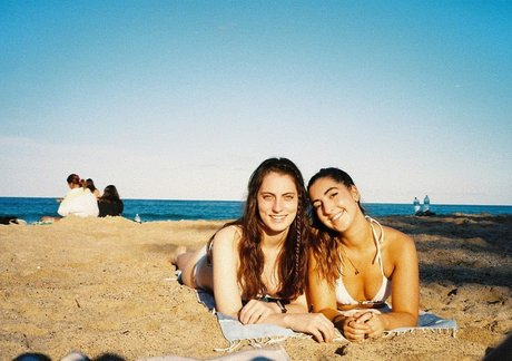 Seerasan star du porno en haute qualité photos