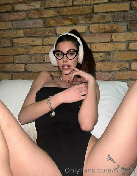 niky b haut de star du porno galeries