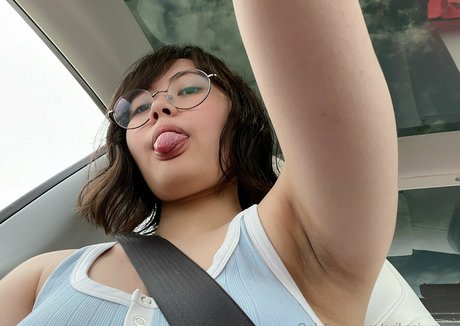 erikasivysaur modèle hd des photos