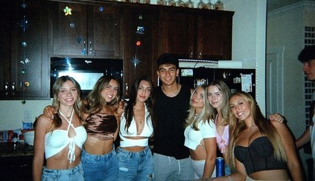 Sabrina Romana star du porno en haute qualité images