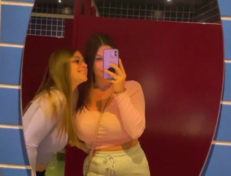 Alexia C actrice chaude img