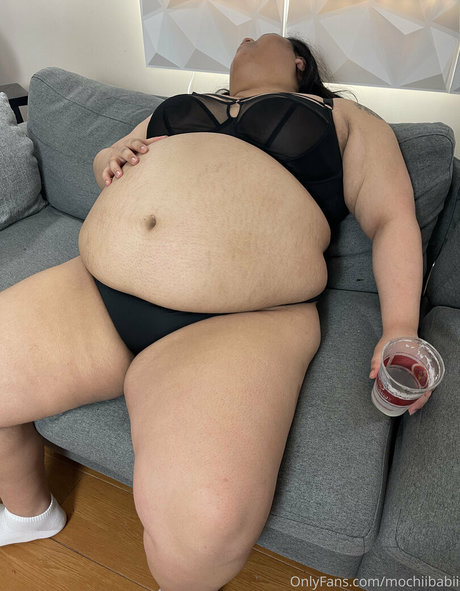 mochiibabii star pornographique galerie