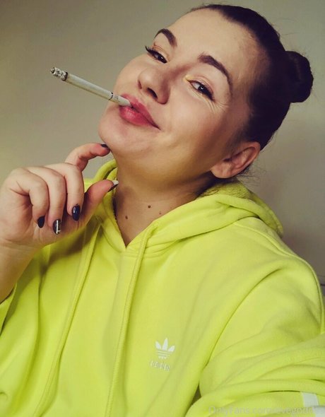 evegoddes joli modèle img