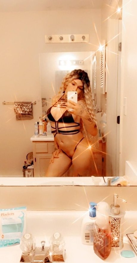 Kitty Hung nus de stars du porno collection