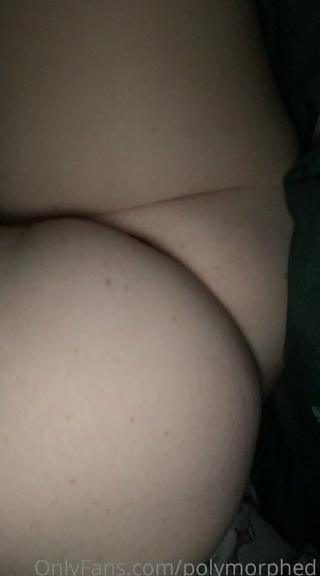 Polymorphed actrice exclusive des photos