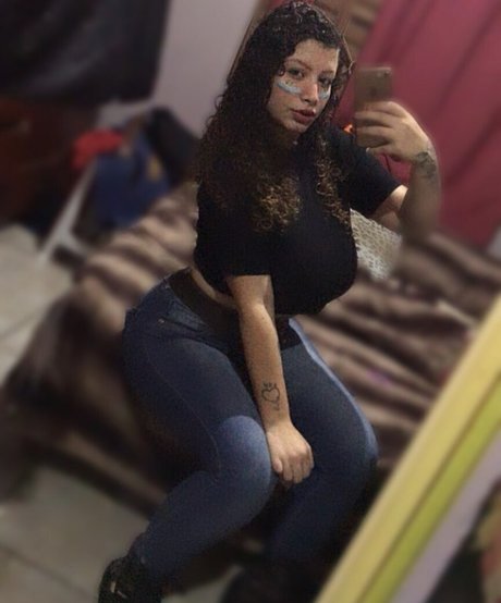 Ashley Alves star exclusive images