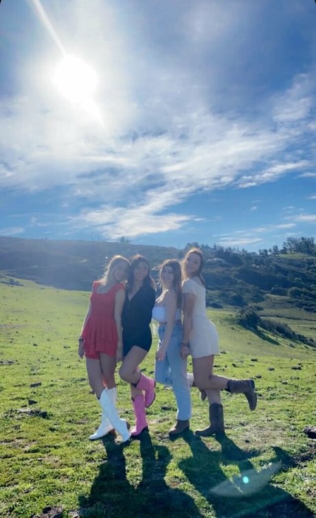 Emma R B art étoile photo