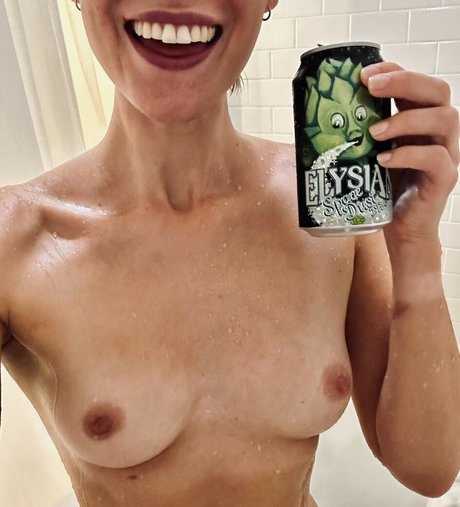 itslaylamay actrice adulte photo