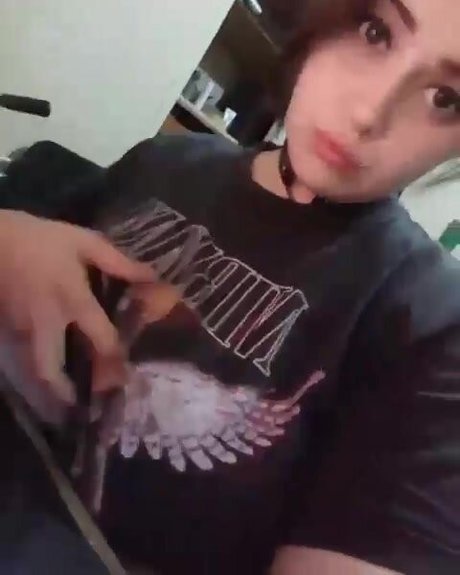 Nikkimichay actrice de sexe archive