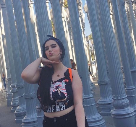 Nikkimichay beau modèle des photos