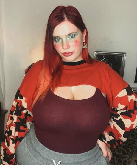 Nikkimichay étoile de l'art photos