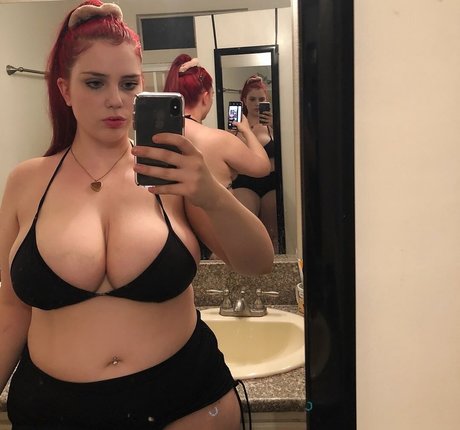 Nikkimichay star du porno parfaite photo