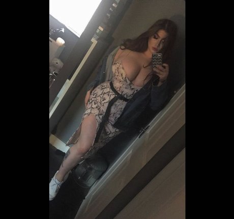 heys0phie étoile chaude photos