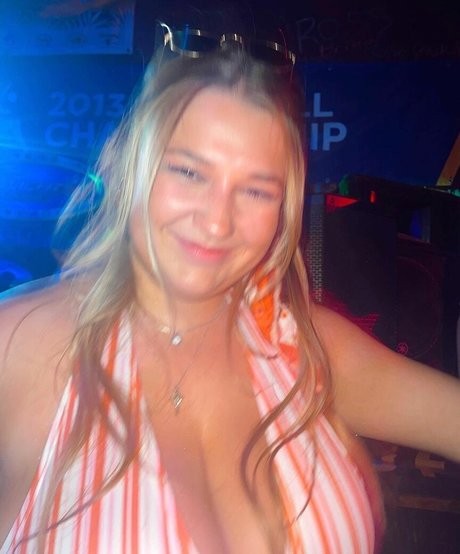 Grace H actrice de nus galeries