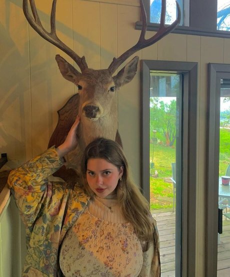 Ruby P jolie étoile des photos