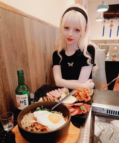 Kimmy Kimochi actrice de nus archive