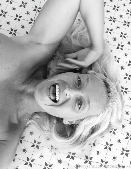 kathianobilixx nus de stars du porno images