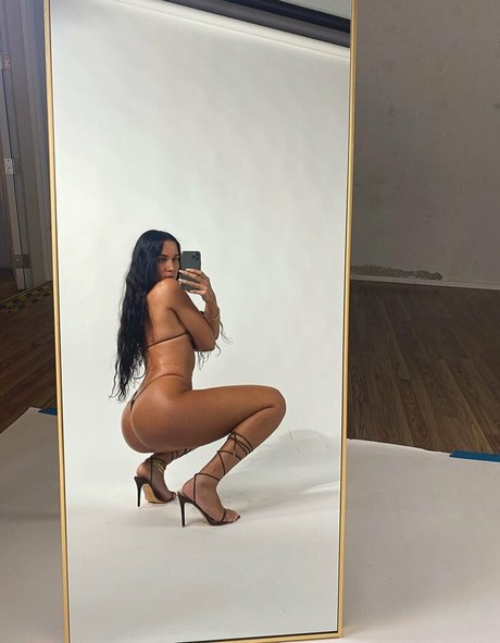 Eilat Rose art star du porno images