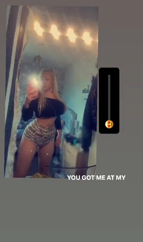 Emma H modèle exclusif images