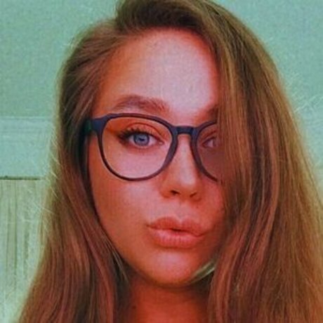 onlybonne modèle porno img