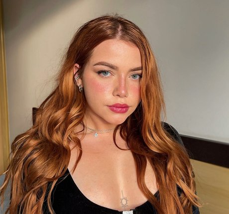 Clara Dfant modèle exclusif photos