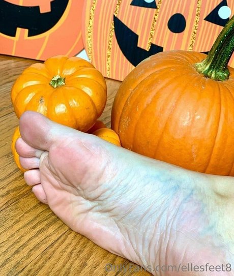 ellesfeet8 joli modèle des photos