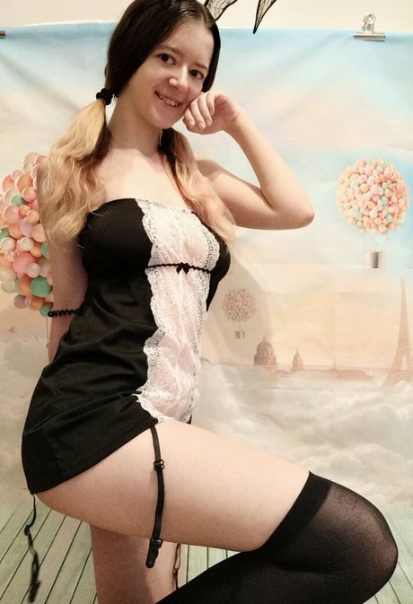 b kitty modèle chaud des photos