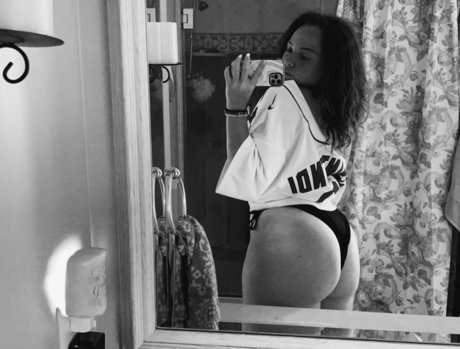 Hannah B actrice exclusive img