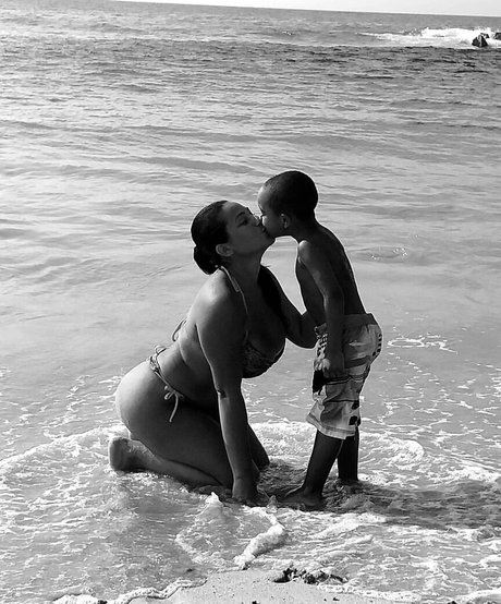 blonde étudiante onlyfans nus sexy des photos