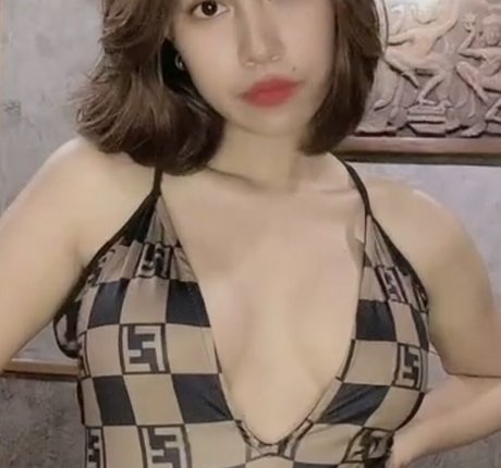 ASMRbyDee modèle de sexe images