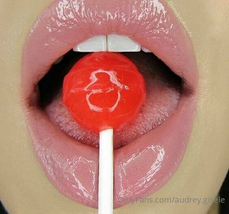 audrey gisele modèle sexy img