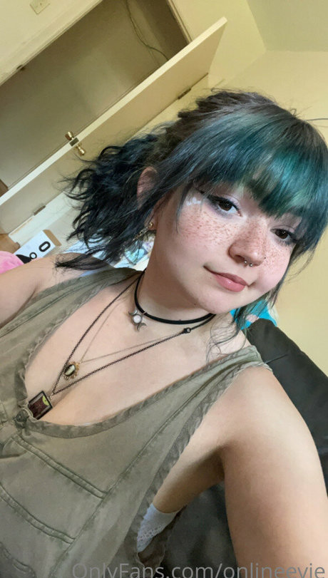 femmes musclées onlyfans chaud sympa image