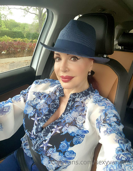 sexyvanessa jolie star du porno archive