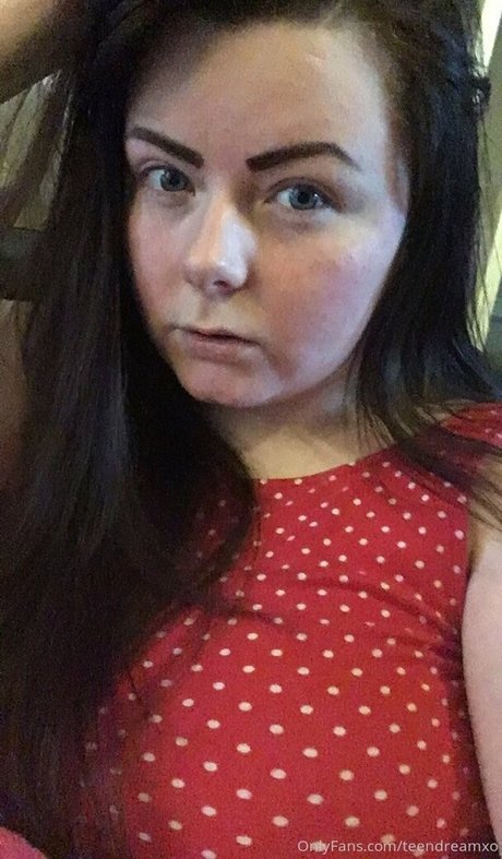 teendreamxo modèle chaud image