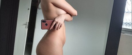 Ysseneg star du porno nue galeries