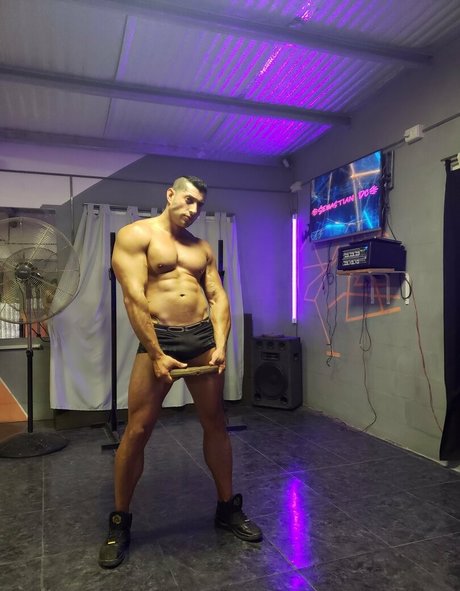 eliseoantoniofree étoile parfaite image