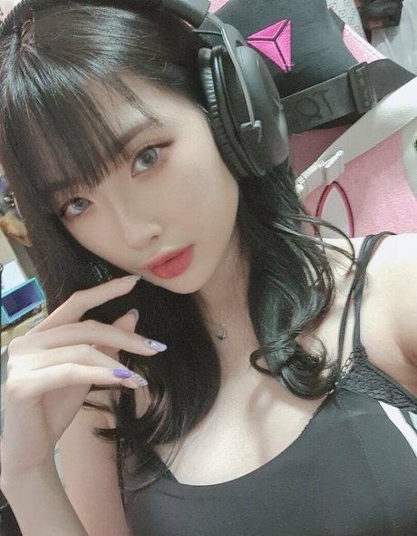 Kiyocosplay haut de star du porno img