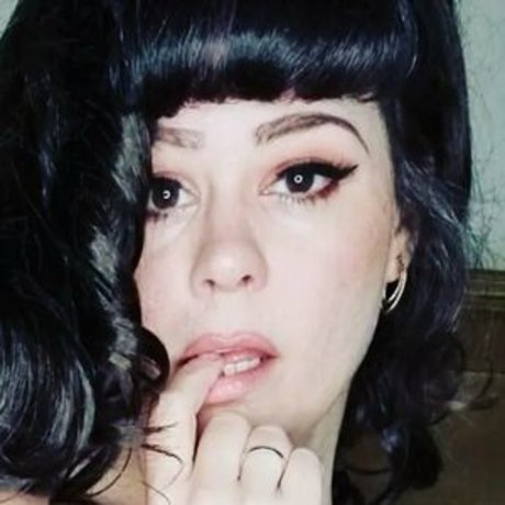 Goddess Tuesday star du porno exclusive archive