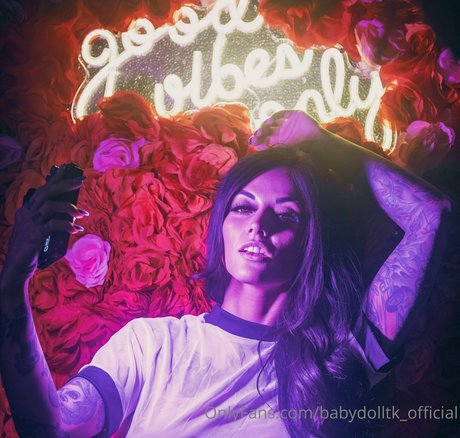 babydolltk official star du porno en haute qualité archive