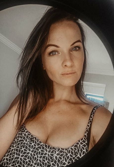 mmmom modèle artistique galerie