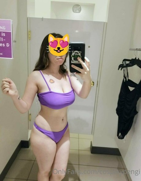 cosplaypengi modèle pornographique archive