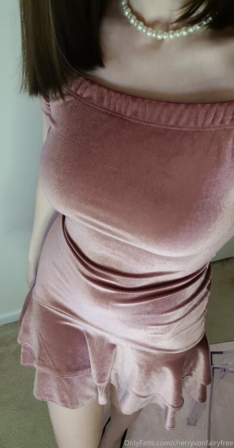 cherryvonfairyfree étoile nue images