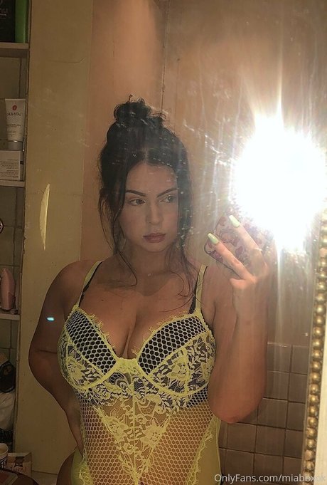 bbmiaxo modèle exclusif img