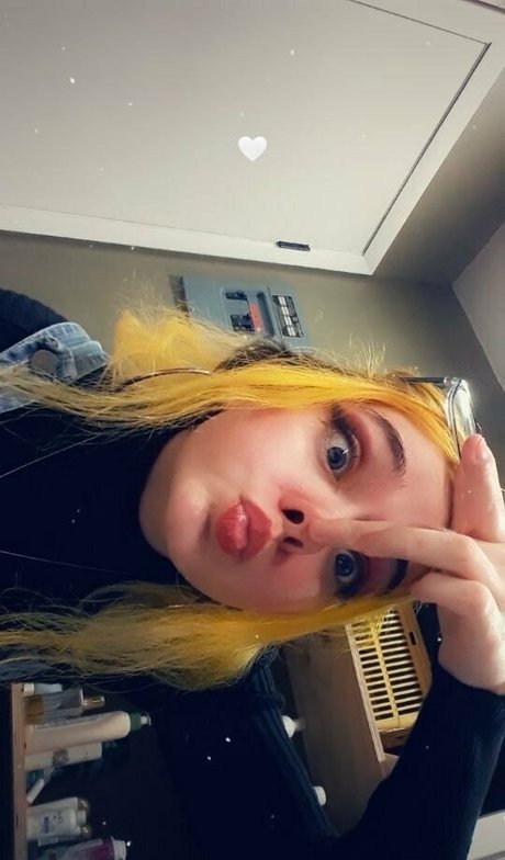 art1stdotz modèle xxx photos