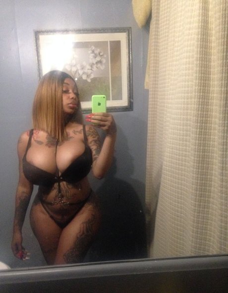 Creamyexotica meilleure étoile photo