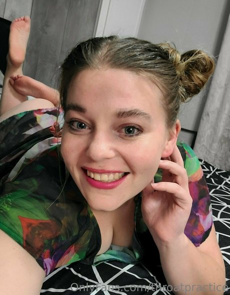 throatpractice modèle porno image