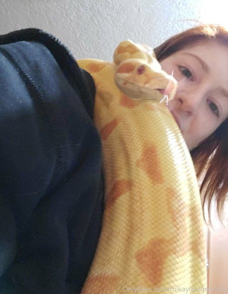 mikaylarainesfans modèle hd photos