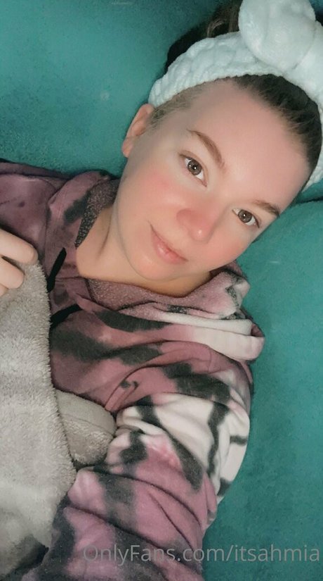 célèbres nains onlyfans sexy érotique des photos